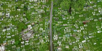 How a Fed Rate Hike in 2025 Could Affect Mortgage Refinancing - Cover Image